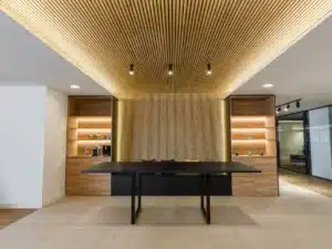 revestir-pared-con-listones-de-madera